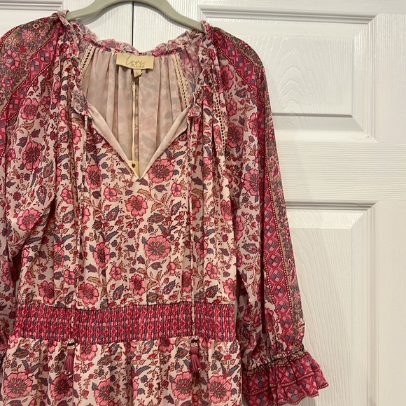 love the label Tippy Border Dress Pink Floral Womens Size Large - Picture 3 of 9